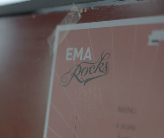 ema_rocks_03