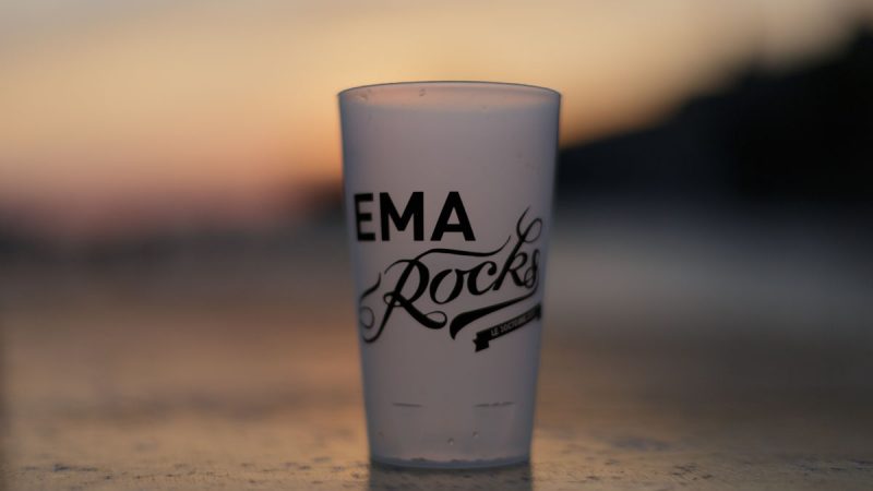 ema_rocks_26