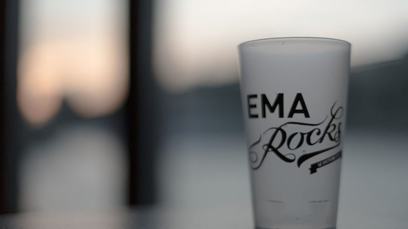 ema_rocks_30